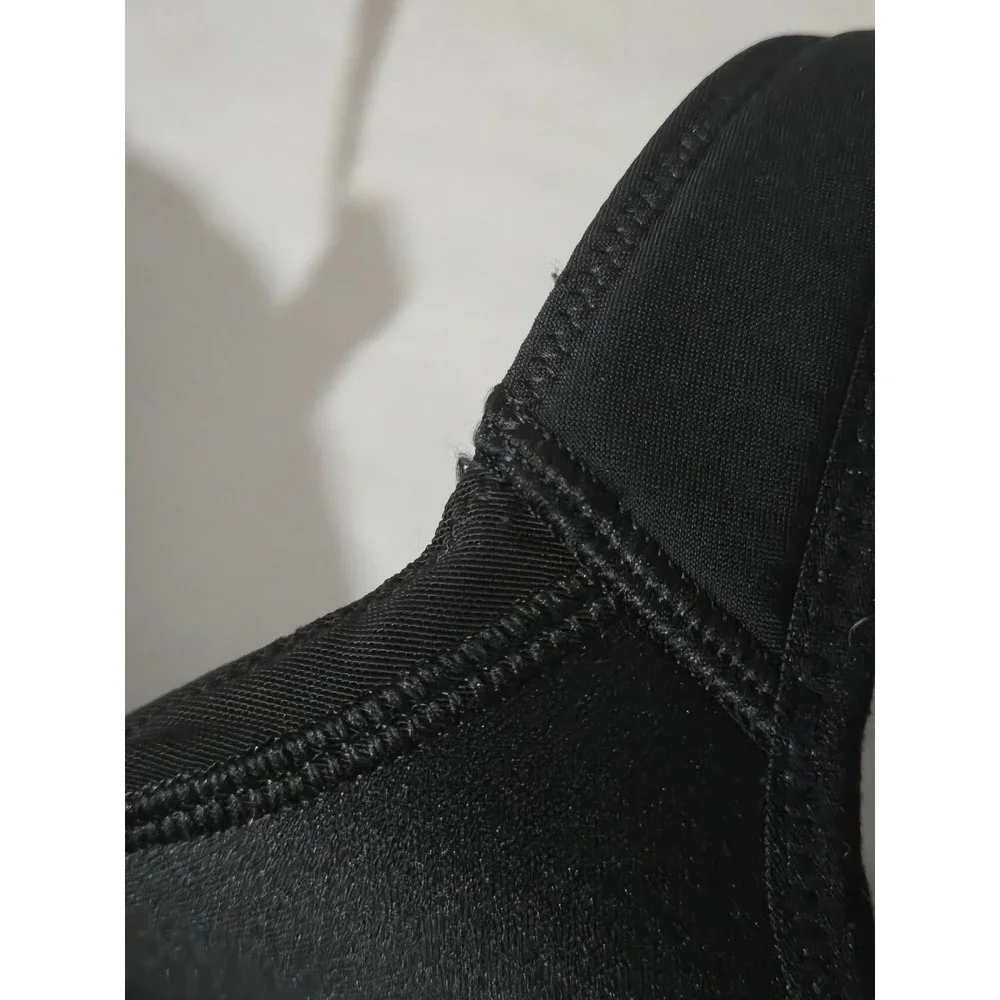 Lululemon High Support Sports Bra Black 32E Adjustable Straps Gym Running
